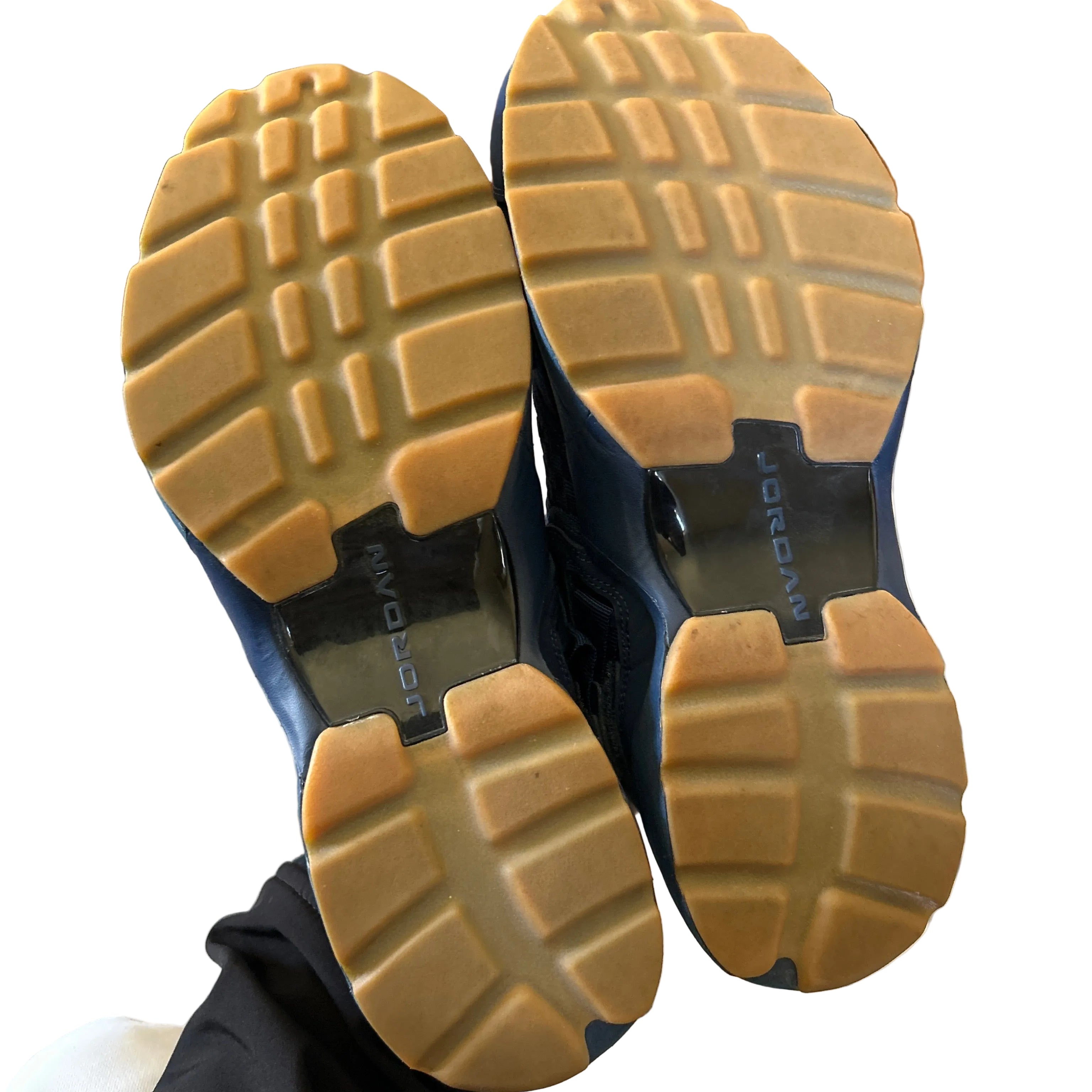 Jordan Trunner LX Navy Gum